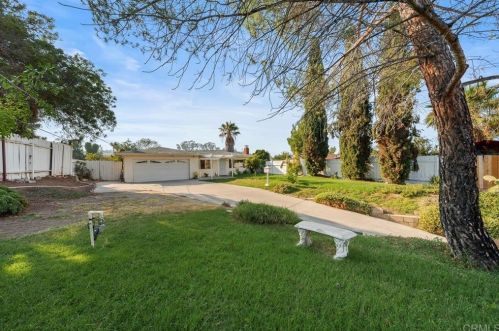 956 Wilson Ave, El Cajon, CA 92020-5743
