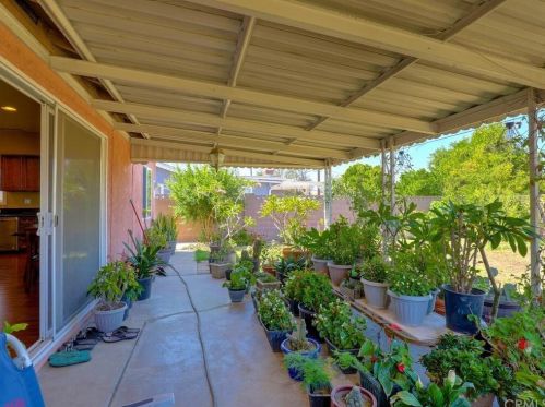 7845 La Mirada Cir, Buena Park CA  90620-2308 exterior