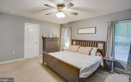 203 Spotslee Dr, Spotsylvania VA  22551-2533 exterior