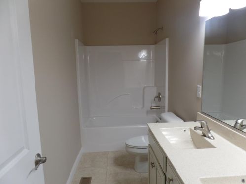 1323 Pekin Rd, Liberty Township OH  exterior