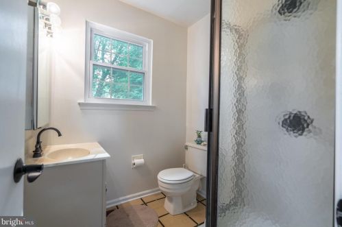 293 Stormfield Dr, Harleysville PA  19438-2330 exterior