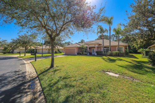 364 Egret Lndg, Fort Pierce, FL 34953-8227