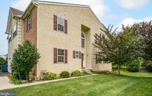 500 Clearview Dr, Souderton, PA 18964-2283