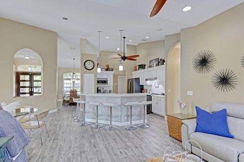 1241 Bimini Ln, West Palm Beach FL  33404-2770 exterior