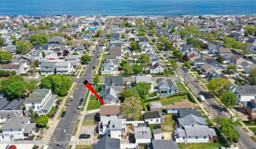 405 15th Ave, Belmar, NJ 07719-2525