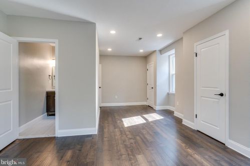 4425 Larchwood Ave, Philadelphia PA  19104-3915 exterior