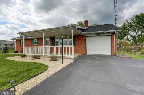 1340 Brenda Dr, Upton, PA 17225-9493