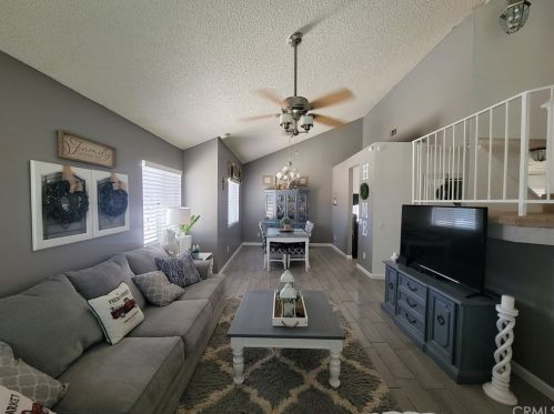 12425 Bridgewood Ln, Victorville, CA 92395-8867