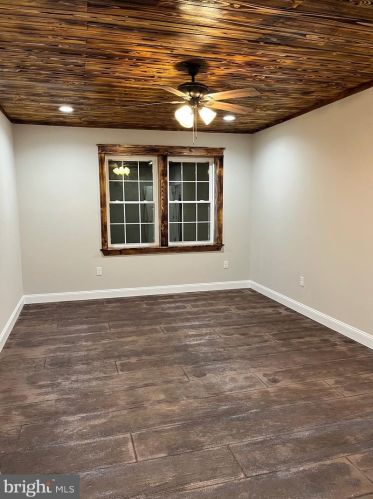 594 Baynesville Rd, Montross VA  22520-2325 exterior