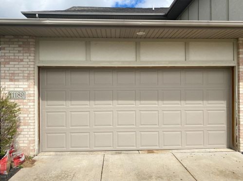 11189 Vermont Cir, Crown Point IN  46307-8058 exterior