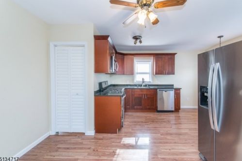 100 Tintle Ave, West Milford Lakes NJ  07480-4715 exterior