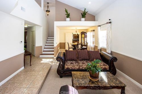 356 Elm St, Compton, CA 90220-2113