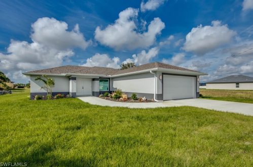 518 7th Ave, Cape Coral, FL 33909-2029