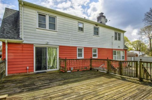 70 Tamarack St, Elwood NY  11731-4629 exterior