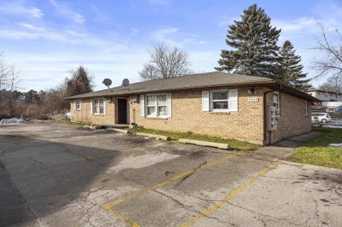 2068 Imperial Ln, Green Bay WI 54302-3775 exterior