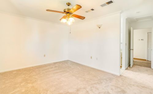 754 Meadowlark Ave, Los Banos CA  93635-3020 exterior