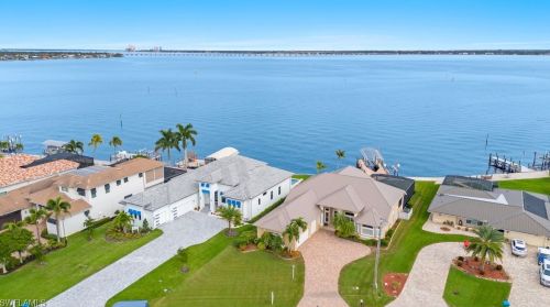 3343 22nd Pl, Cape Coral, FL 33904-4426