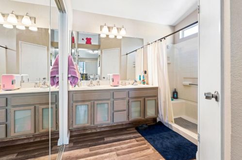 820 Moray Ct, Grayson CA  exterior