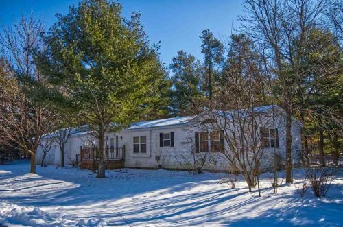 135 Northwoods Cir, Wisconsin Dells, WI 53965-8361