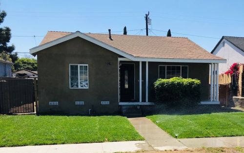 276 65th St, Long Beach, CA 90805-2201