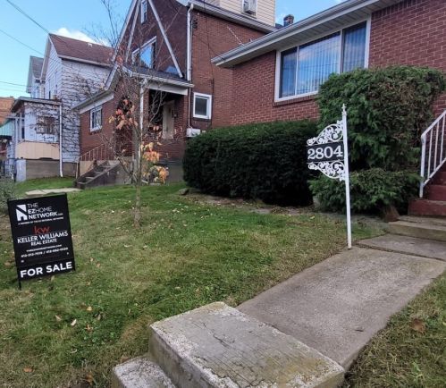 2804 Boyd St, Mckeesport, PA 15132-1938