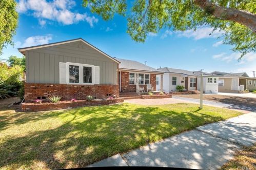 2852 Daneland St, Lakewood, CA 90712-2132