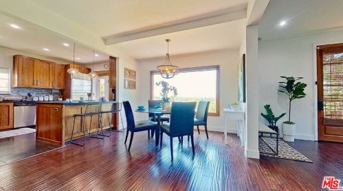 11264 Sunshine Ter, North Hollywood CA  91604-3124 exterior