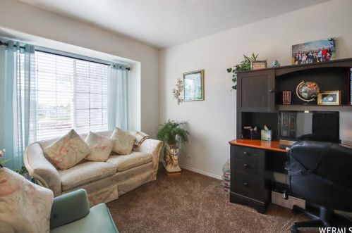 1382 1800, Clearfield, UT 84015-8943