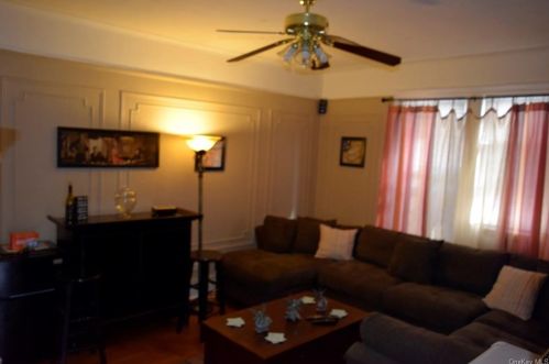 2821 Harrington Ave, Bronx, NY 10461-5901