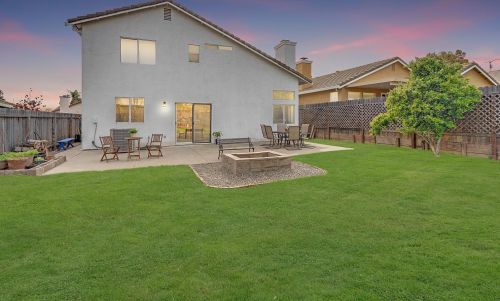 8011 Andante Dr, Citrus Heights CA  95621-1402 exterior