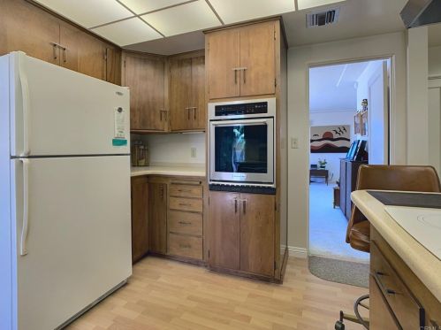 3540 Promontory St, San Diego CA 92109-6612 exterior