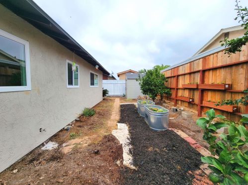 4791 Calle Los Santos, Oceanside CA  92057-5926 exterior