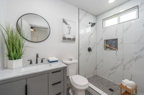 10308 Park St, Bellflower CA  90706-6029 exterior