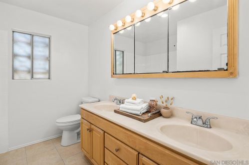 6227 Buisson St, San Diego CA 92122-2246 exterior