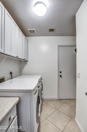 1915 Campbell Ave, Gilbert AZ 85234-7914 exterior