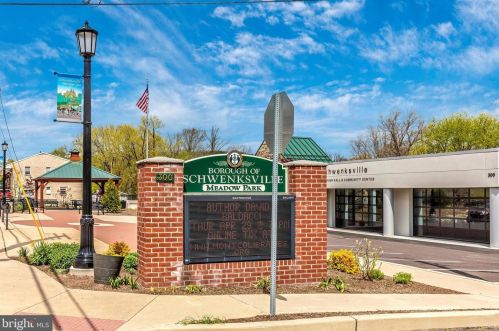 309 Williams Cir, Collegeville PA  19473-2344 exterior