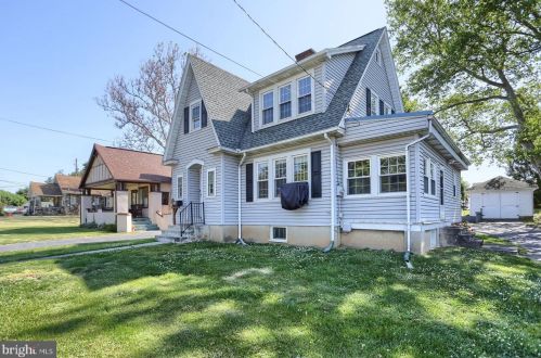 1425 Spring Rd, Carlisle, PA 17013-1558