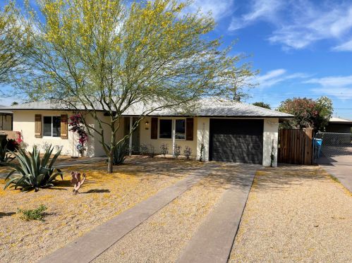 4202 16th Dr, Phoenix, AZ 85015-4721
