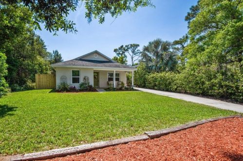 246 Highland Rd, Tarpon Springs, FL 34689-1917