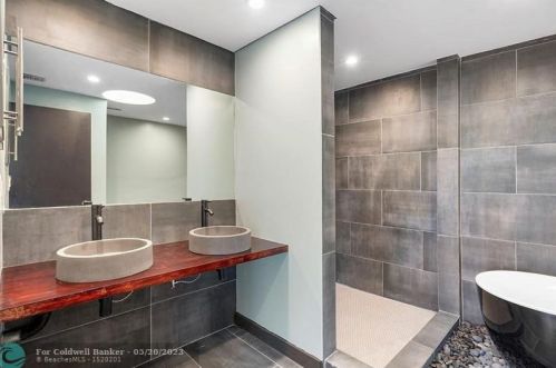 10751 Ln Reina Rd, Delray Beach FL  33446-2728 exterior