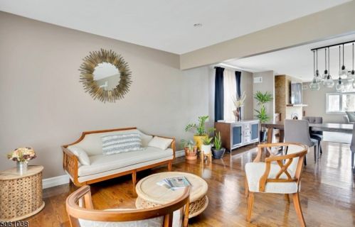 22 Glenview Rd, Nutley NJ  07110-2112 exterior