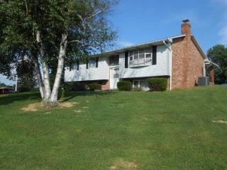 338 Ten Mile Rd, Amity, PA 15311-1210