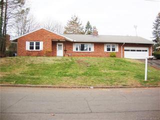 14 Lincoln Dr, Wallingford CT  06492-5118 exterior