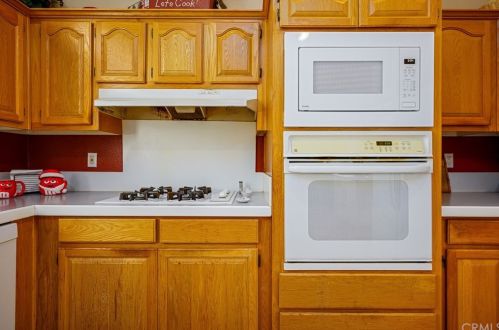 22721 Old Elsinore Rd, Perris CA  92570-8508 exterior