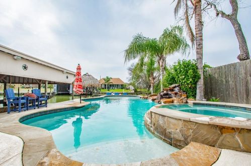 3901 17 St, Texas City TX  77590-4077 exterior
