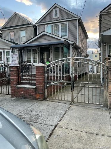 107-26 120th St, Jamaica, NY 11419-3106