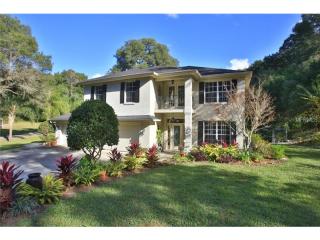 743 Ridgewood Ave, Deland, FL 32720-2644