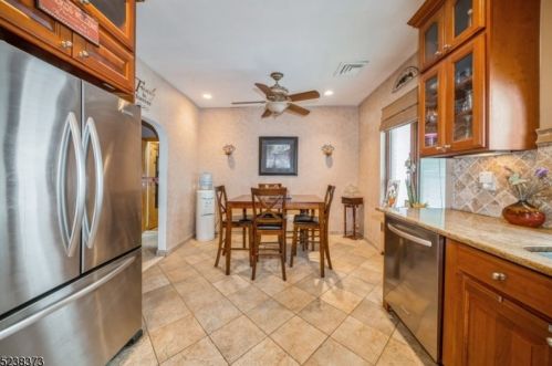 716 Avenue C, Bayonne NJ  07002-2542 exterior