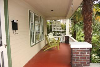 2316 Nob Hl Ave, Seattle WA  98109-2046 exterior
