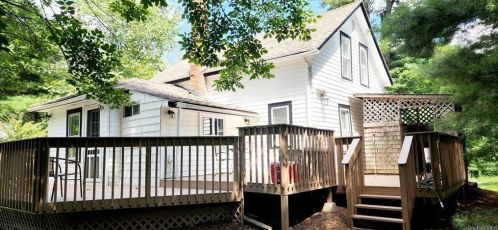 572 Sackett Lake Rd, Monticello, NY 12701-4419